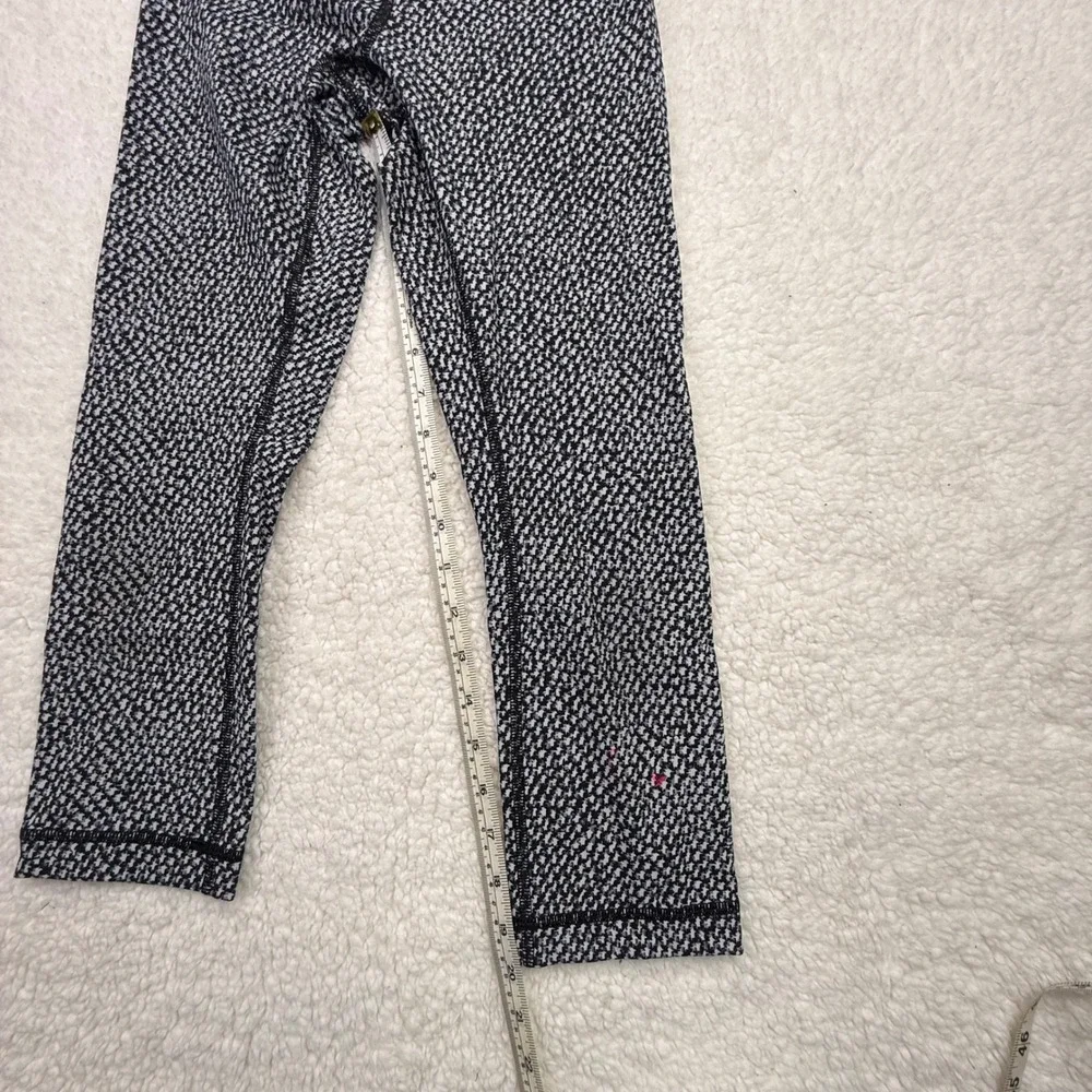 Lululemon Align High Rise Crop Leggings Black White Snake Print Size‎ 4